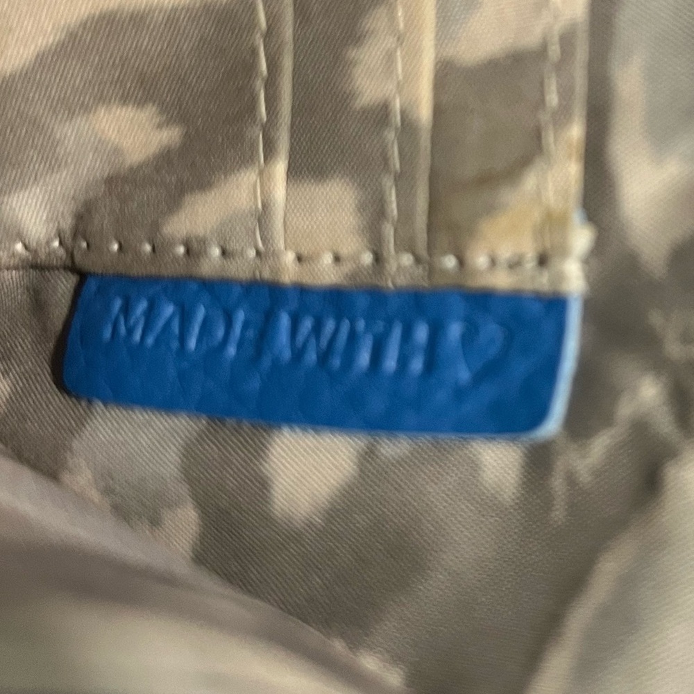 Aimee Kestenberg Leather Phone Crossbody Bag Bright Blue - Picture 12 of 15